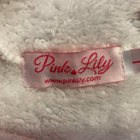 Pink Lily White and Pink Snap Closure Pullover Size Large - Picture 7 of 9